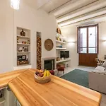 Marco's Stylish In The Heart Of Apartman *
